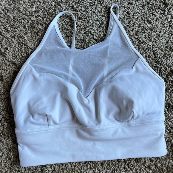 Lululemon - Picture 2 of 3